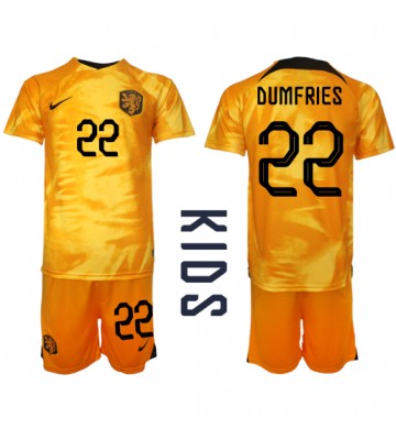 Nederländerna Denzel Dumfries #22 Hemmaställ Barn VM 2022 Kortärmad (+ Korta byxor)